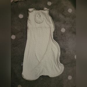 Nested Bean sleep sack white and grey size medium (6-15 mo)